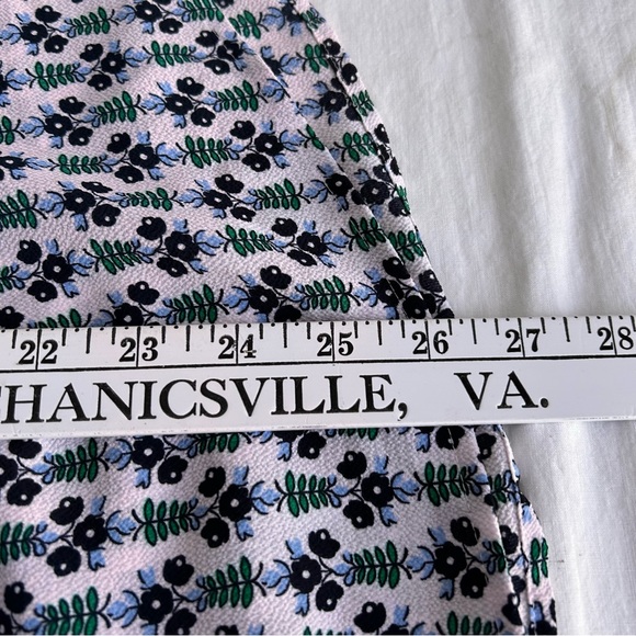 Ann Taylor Floral Print Crepe Blouse - Picture 11 of 11
